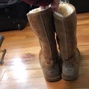 UGG kids size 5